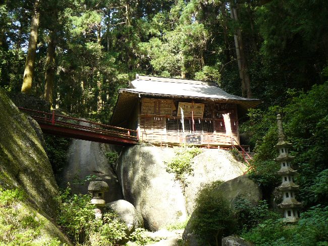 �����_��