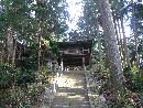 鷲子山上神社参道石段から見上げた神門（楼門）