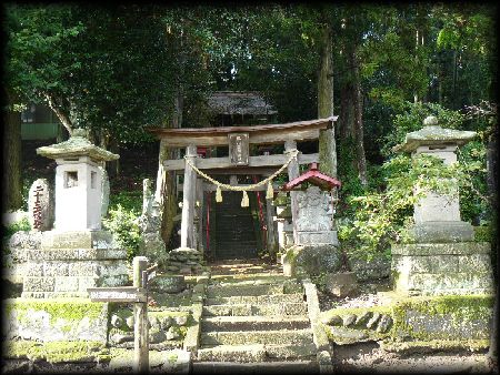 ⴍ��_�Ћ������ʂɐΓ��U