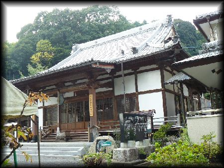 �������{���E�΂ߑO��