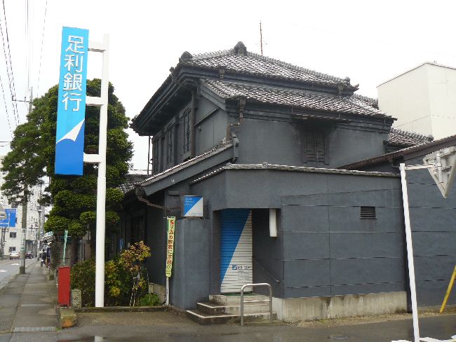 �����H��s