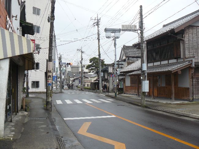 ���H������