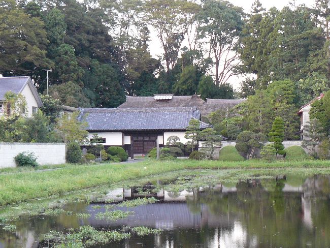 ���{�ƏZ��